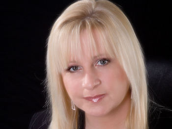 Donna Stewart artist photo