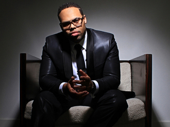 Eric Roberson artist photo