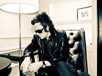 Glenn Hughes artist photo