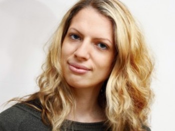 Catie Wilkins artist photo