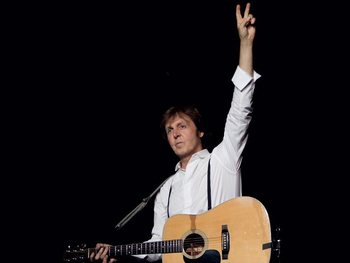 Isle Of Wight Festival: Main Stage: Paul McCartney + Jay-Z + Florence and The Machine + The Strokes + Blondie + Biffy Clyro + PiNK + Editors + Calvin Harris + Doves + Vampire Weekend + The Courteeners + Spandau Ballet + Paloma Faith + The Hold Steady + Friendly Fires + Mr Hudson + Hockey + Crowded House + The Coronas picture