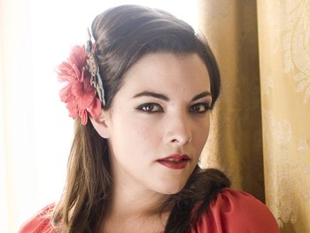Caro Emerald picture