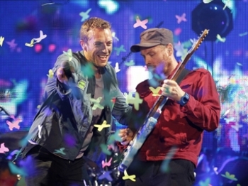 Chris Martin & Jonny Buckland artist photo