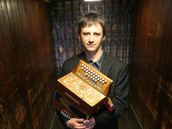 Andy Cutting artist photo