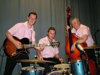 Danny And The Seniors artist photo