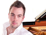 Nicholas McCarthy artist photo