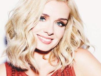 Katherine Jenkins artist photo