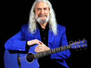 Charlie Landsborough artist photo