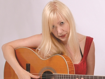 Becky Mills artist photo