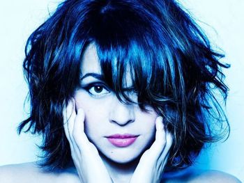 Norah Jones artist photo