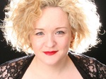 Abi Roberts artist photo