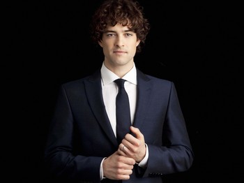 Lee Mead artist photo