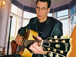 Rab Noakes artist photo