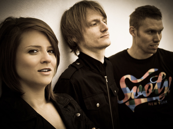 JunkFoxx artist photo