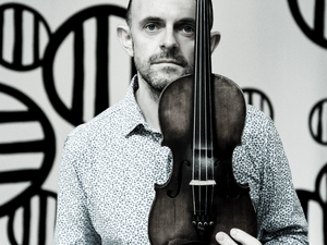 Duncan Chisholm artist photo