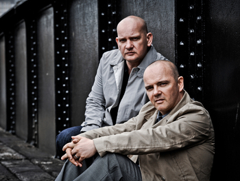 Hot Wire Tour: Hue & Cry picture