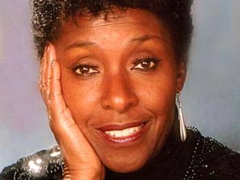 Elaine Delmar artist photo