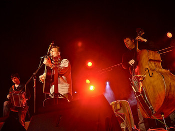 Martin Simpson Trio artist photo