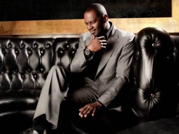 Brian McKnight artist photo