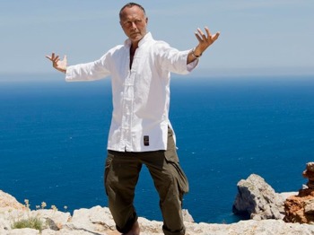 Barefoot Doctor artist photo