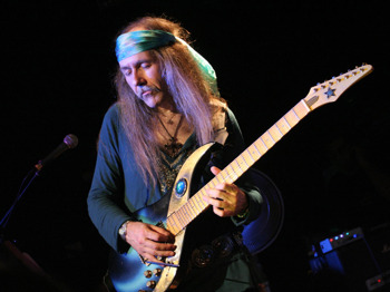 Uli Jon Roth artist photo