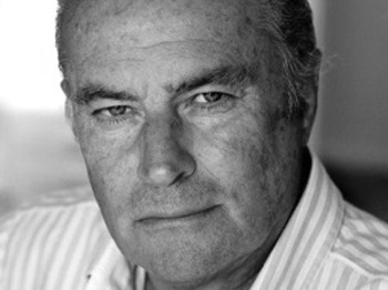 Chris Ellison artist photo