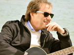 Chris De Burgh artist photo