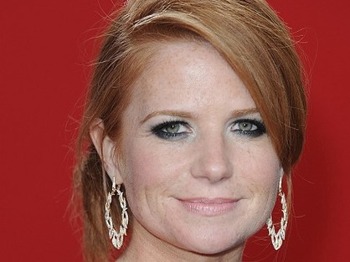 Patsy Palmer artist photo