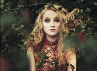 Janet Devlin artist photo
