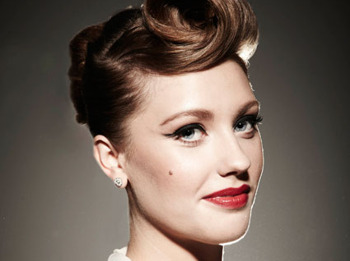 Ella Henderson artist photo