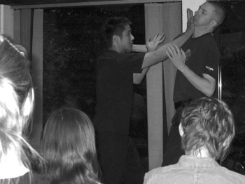 Free Demonstration Of Kamon Wing Chun Kung Fu By Master Kevin Chan picture