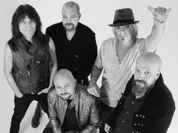Queensrÿche artist photo