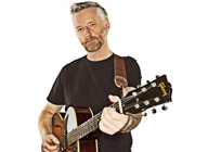 Billy Bragg artist photo