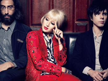 Yeah Yeah Yeahs artist photo