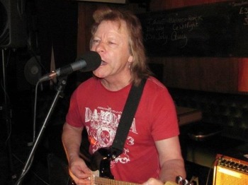 Alan Warner Appearing With The 60's Allstars picture