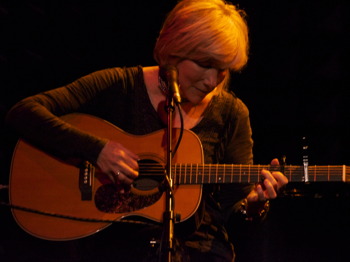 Lori Lieberman picture