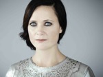 Mara Carlyle artist photo