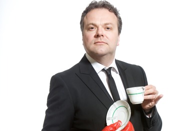 Hal Cruttenden - Tough Luvvie: Hal Cruttenden picture
