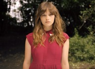 Gabrielle Aplin artist photo