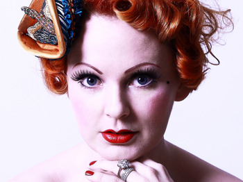 Lili La Scala artist photo