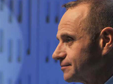 Evan Davis artist photo