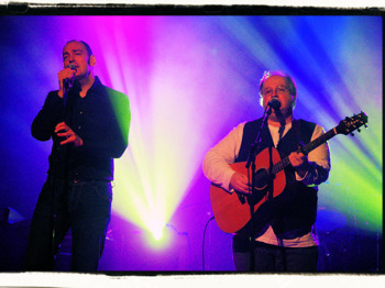 Liverpool Acoustic Garden: Rob Jones & Rob White + Acoustic Tales + Derek King + The Southbound Attic Band + SheBeat + Simon Cousins + John Chatterton + Me And Deboe picture