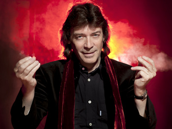Steve Hackett artist photo