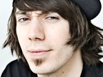 Tom Deacon artist photo