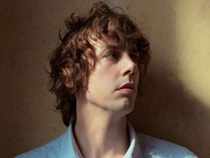 Johnny Borrell artist photo