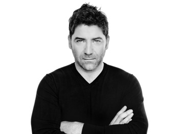 Brian Kennedy artist photo