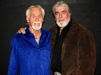 Peter White Sings Kenny Rogers picture