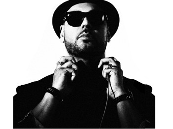 Roger Sanchez artist photo