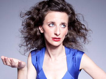 Felicity Ward artist photo