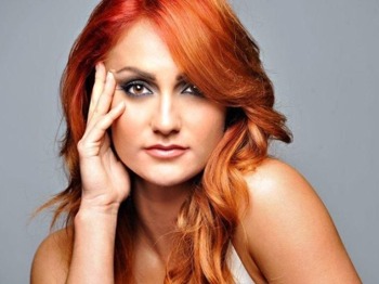 Aliona Vilani artist photo